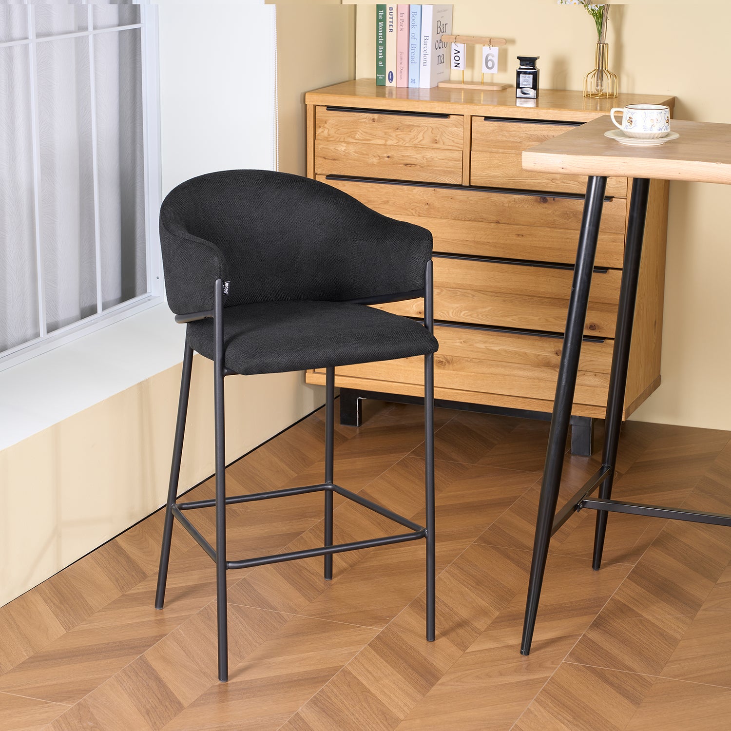 Banco Berlin alto pata negra en desayunador