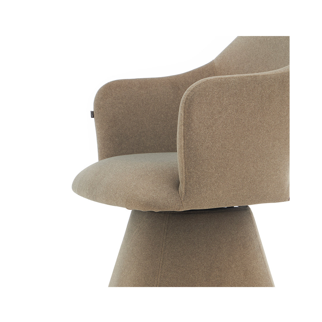 Silla Muscat Taupe Vista en Perspectiva enfocada en detalle del asiento 