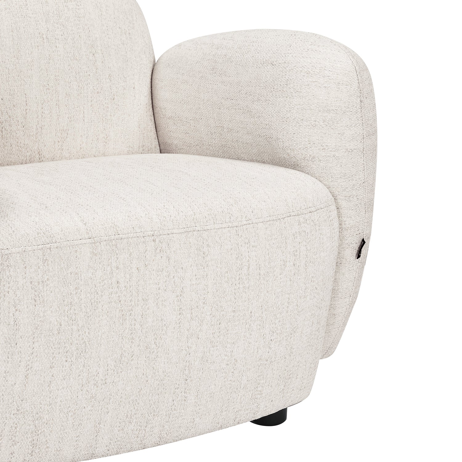 SILLÓN SYDNEY VISTA EN PERSPECTIVA ENFOCADO EN EL ASIENTO