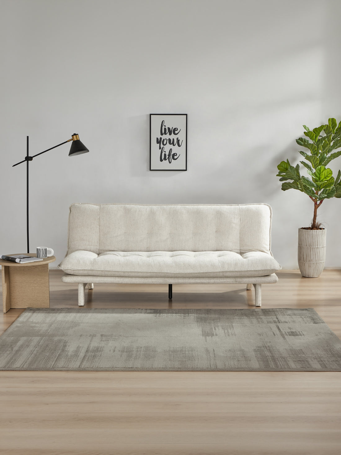 Sofá Cama Moscú beige, en un espacio decorado