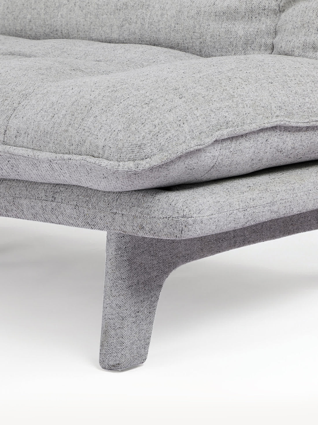Sofá Cama Moscú gris, detalle