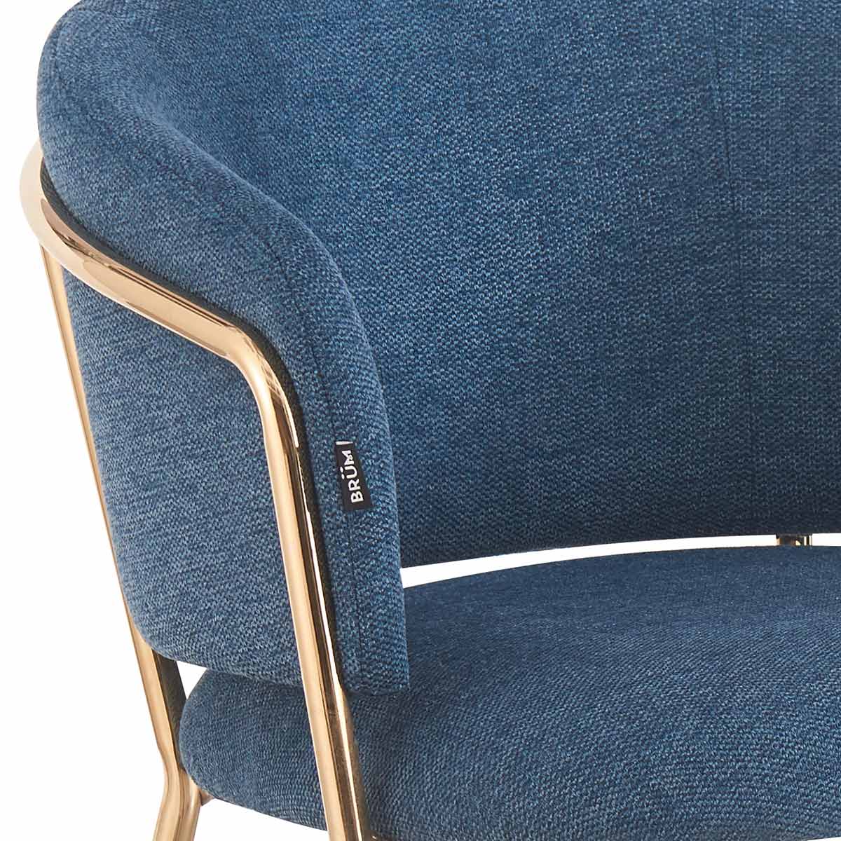 Silla Escocia Azul Fondo Blanco Vista en Detalle