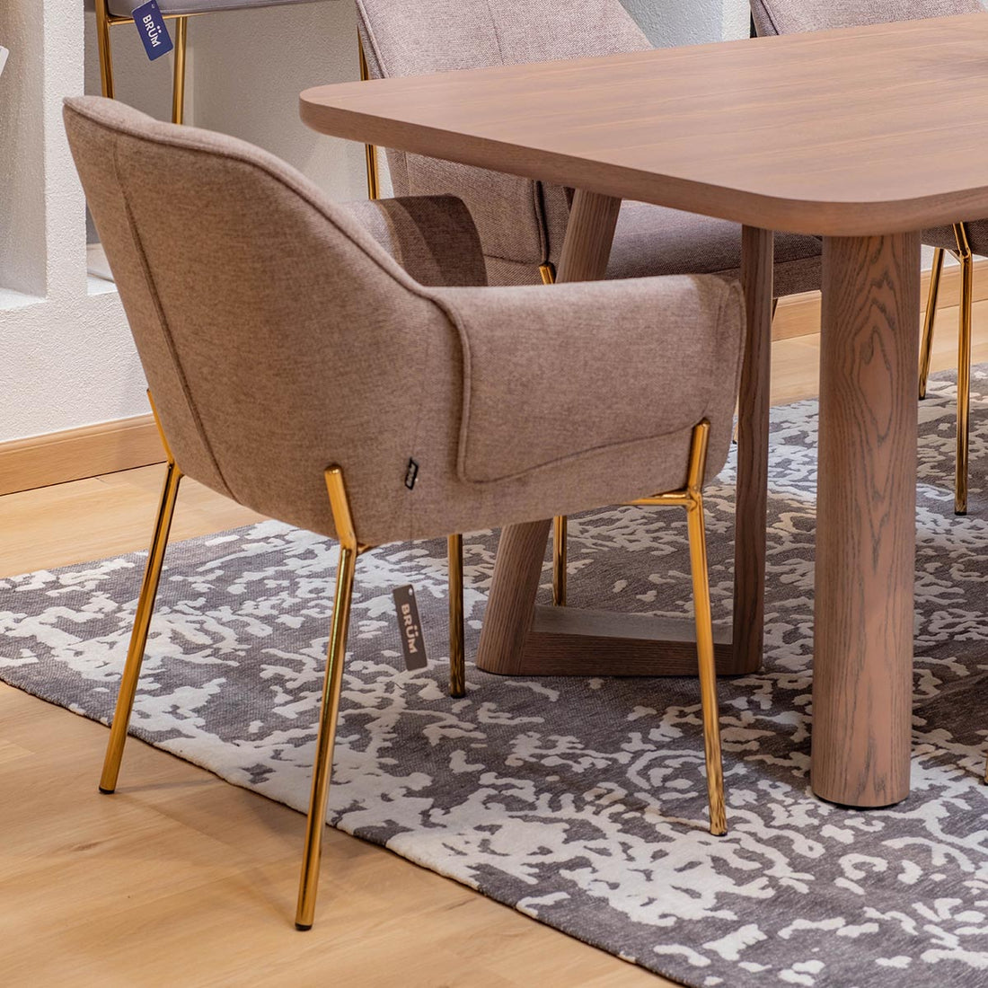 Silla Toronto, vista en ambiente