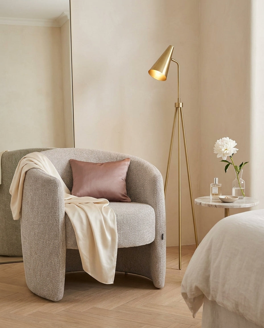 Foto lifestyle C_master-suite-corner — generado con Gemini Nano Banana